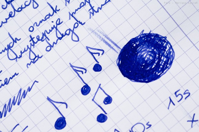 diamine_sapphire_blue_testsm-10