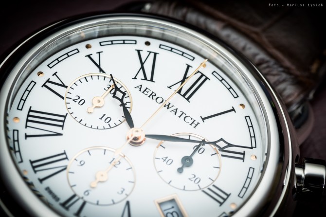 aerowatch_1942_chronoq_sm-5