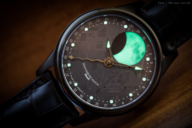 schaumburg_moon_meteorite_sm-13