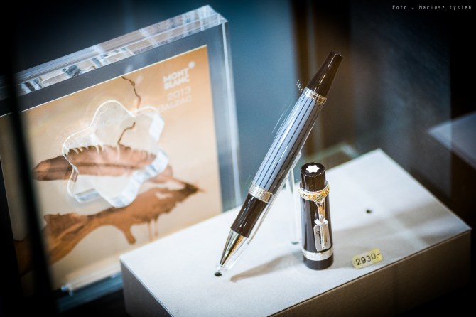 montblanc_blackandwhite2015sm-2