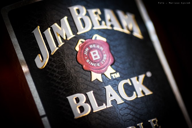 jim_beam_black_sm-6