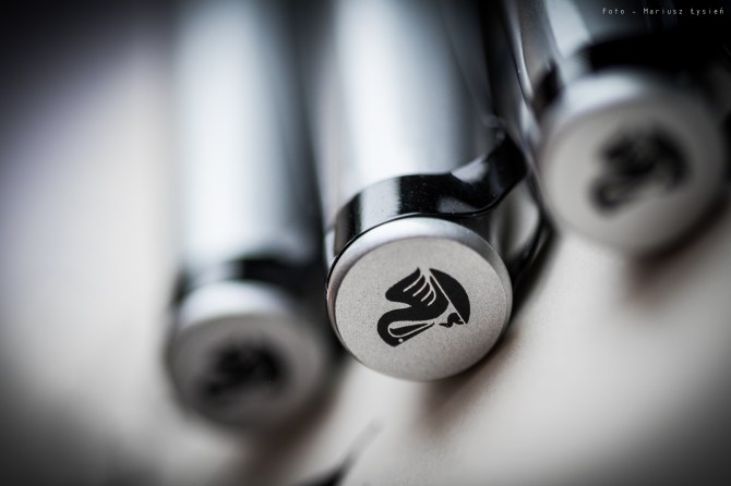 pelikan_stola_iii_sm-19