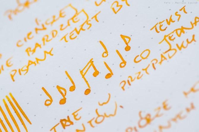 montblanc_goldenyellow_sm-12