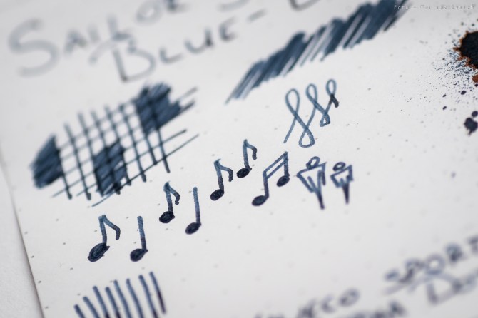 sailor_blueblack_sm-4