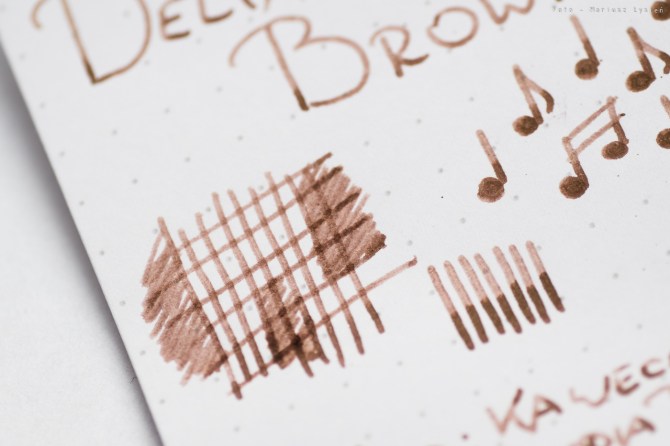 delta_classic_brown_sm-3