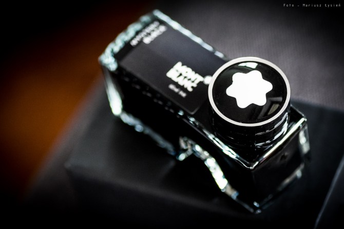montblanc_mystery_black_sm-19