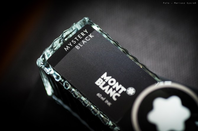 montblanc_mystery_black_sm-20