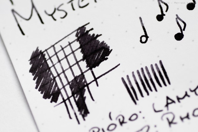 montblanc_mystery_black_sm-3